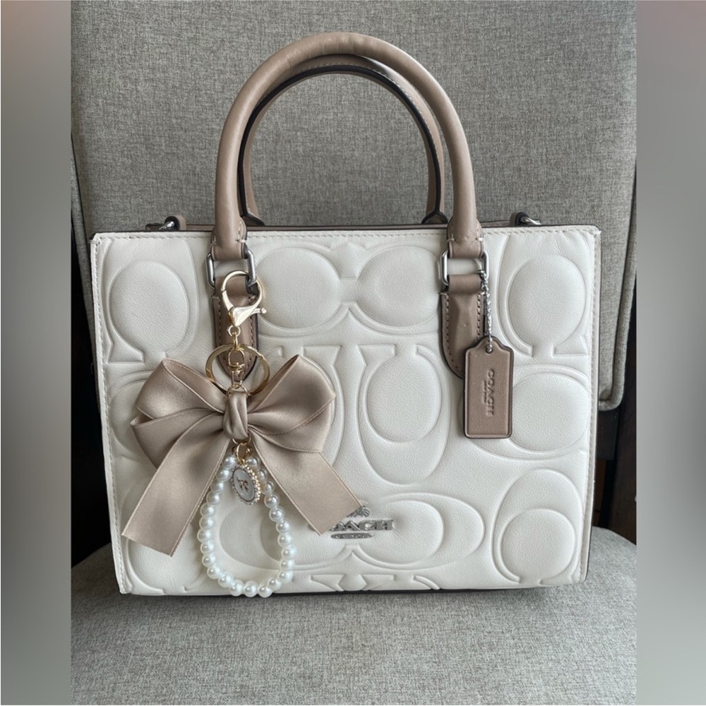 COACH Maggie Small Tote Bag In Blocked Signature Leather (CY671)